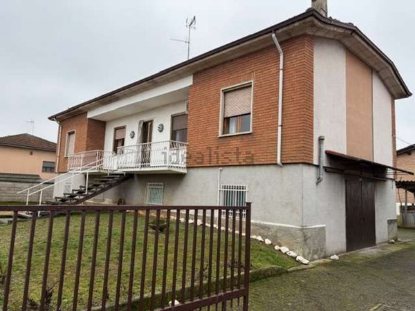casa indipendente in vendita a Frascarolo