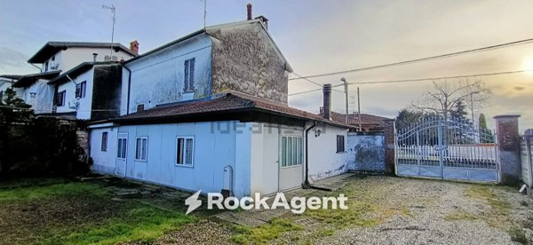 casa indipendente in vendita a Frascarolo