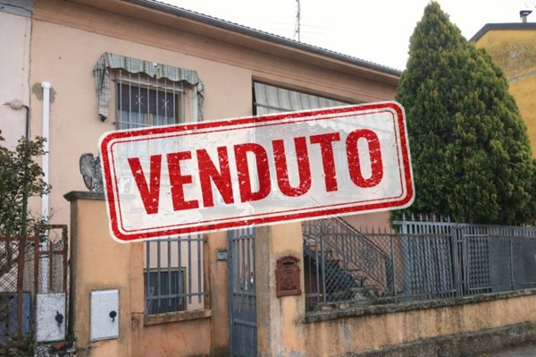 casa indipendente in vendita a Frascarolo