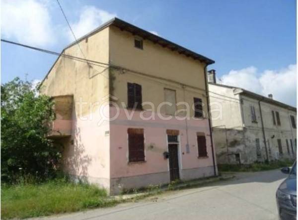 casa indipendente in vendita a Galliavola