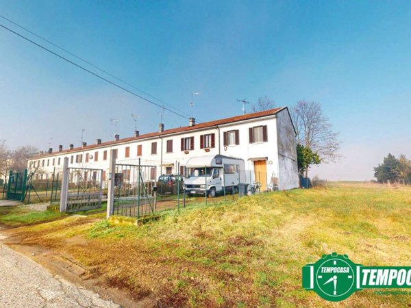 casa indipendente in vendita a Galliavola