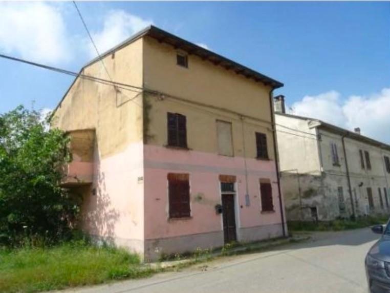 casa indipendente in vendita a Galliavola