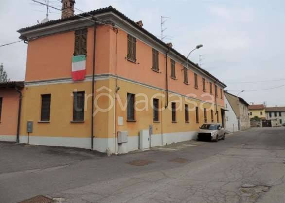 appartamento in vendita a Gambarana