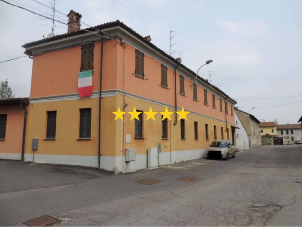 appartamento in vendita a Gambarana