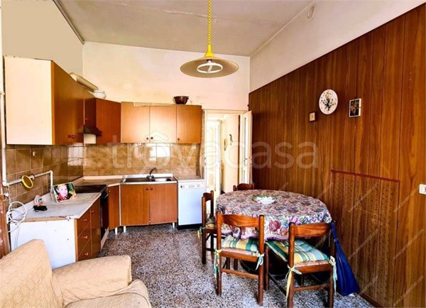 casa indipendente in vendita a Gambarana