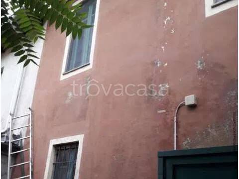 casa indipendente in vendita a Gambarana