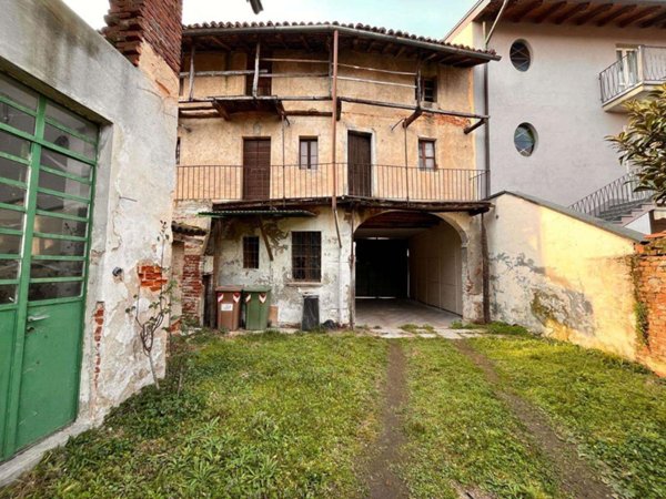 casa indipendente in vendita a Gambolò