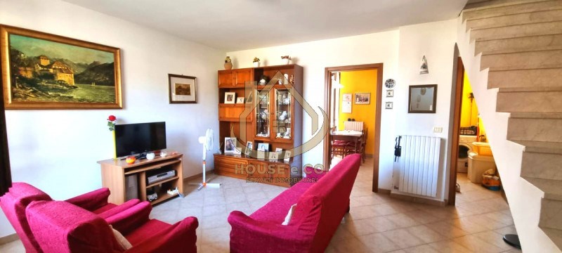 casa indipendente in vendita a Gambolò