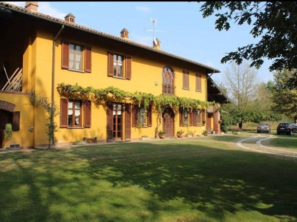 casa indipendente in vendita a Gambolò
