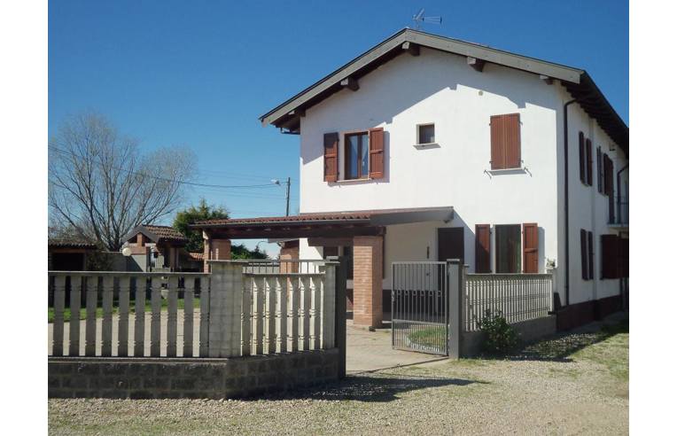 casa indipendente in vendita a Gambolò