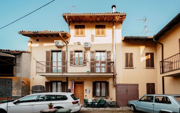 casa indipendente in vendita a Gambolò
