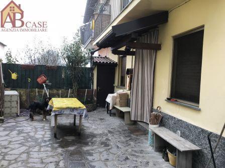 casa indipendente in vendita a Gambolò