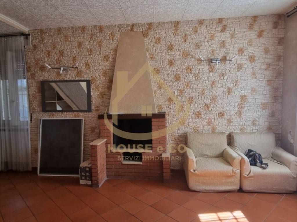 appartamento in vendita a Gambolò