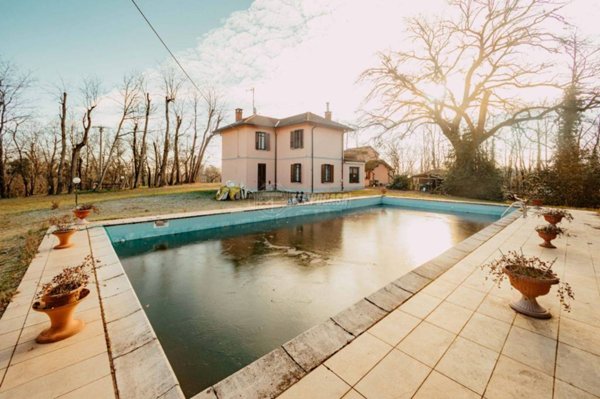 casa indipendente in vendita a Gambolò