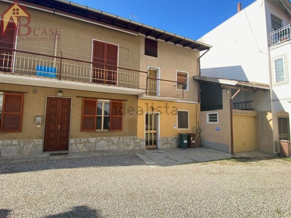 casa semindipendente in vendita a Gambolò