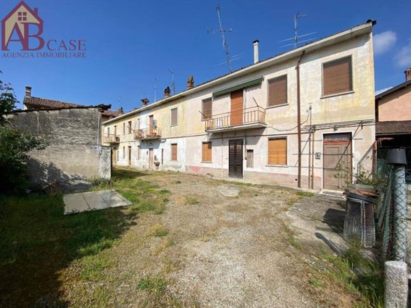 casa indipendente in vendita a Gambolò