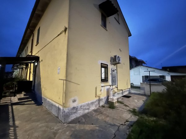casa indipendente in vendita a Gambolò