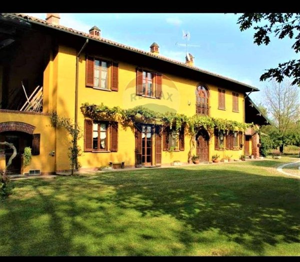 casale in vendita a Gambolò