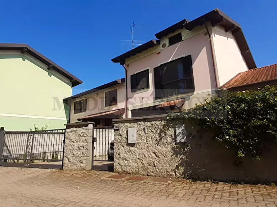 casa indipendente in vendita a Gambolò