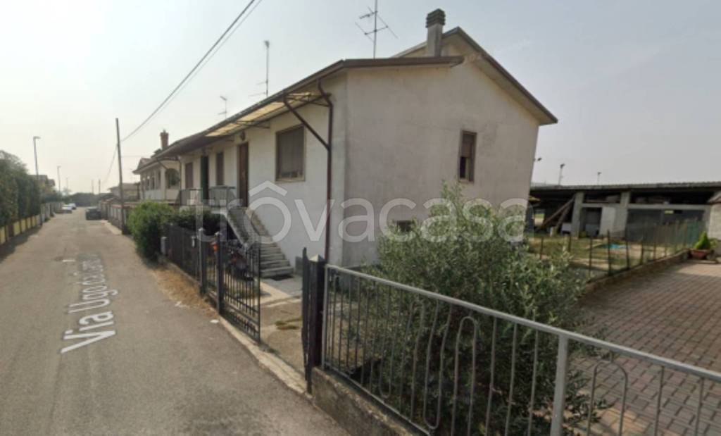 casa indipendente in vendita a Gambolò in zona Belcreda