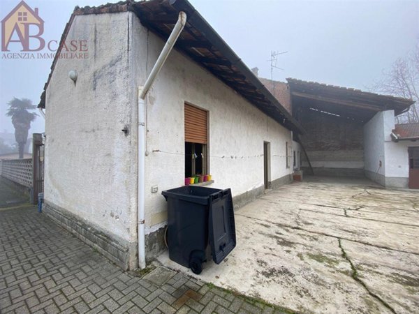 casa indipendente in vendita a Gambolò