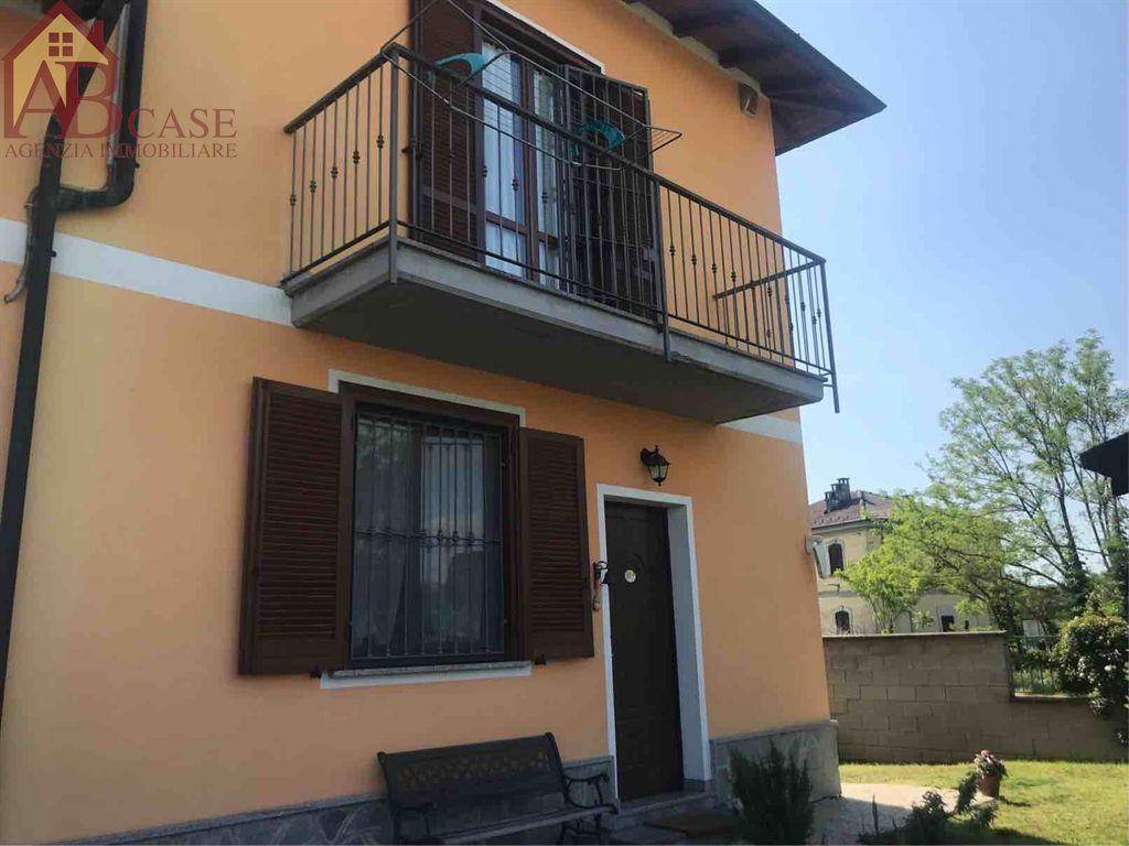 casa indipendente in vendita a Gambolò
