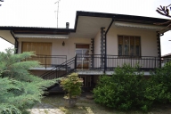 casa indipendente in vendita a Gambolò
