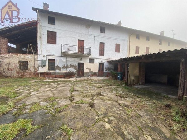 casa indipendente in vendita a Gambolò