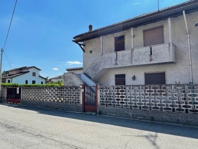 casa indipendente in vendita a Gambolò