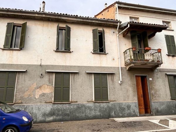 casa indipendente in vendita a Gambolò