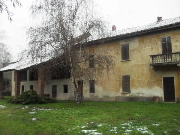 casa indipendente in vendita a Gambolò in zona Remondò