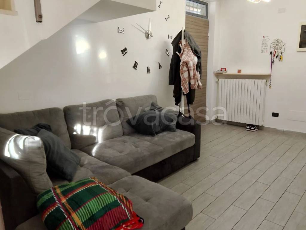 casa indipendente in vendita a Gambolò