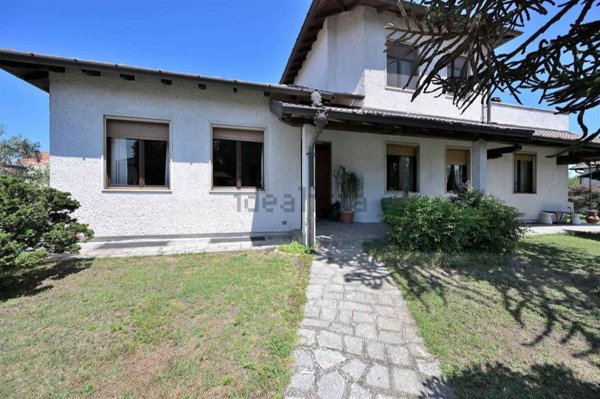 casa indipendente in vendita a Gambolò