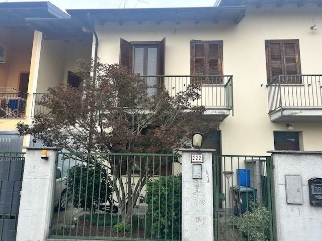 casa indipendente in vendita a Gambolò