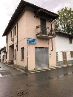 casa indipendente in vendita a Gambolò
