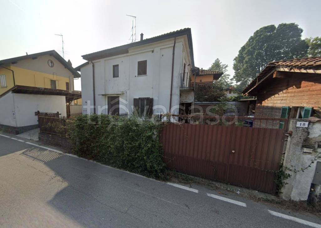 casa indipendente in vendita a Gambolò