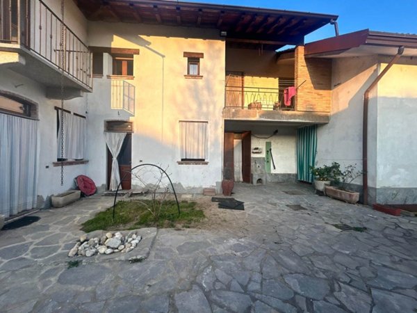 appartamento in vendita a Gambolò