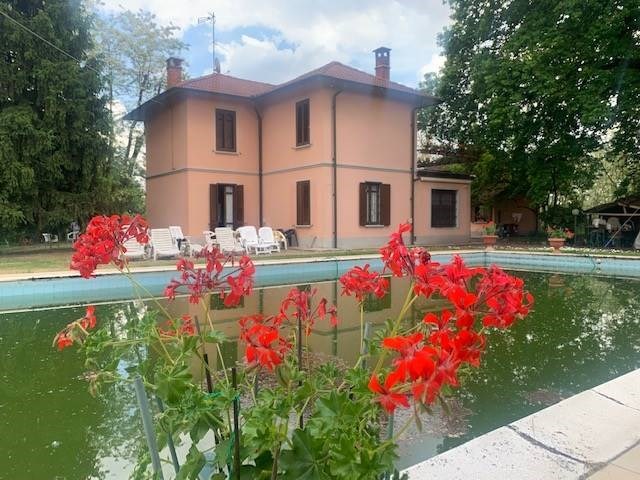 casa indipendente in vendita a Gambolò