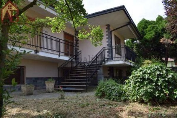 casa indipendente in vendita a Gambolò