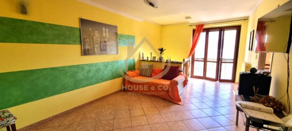 casa indipendente in vendita a Gambolò