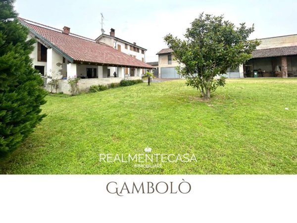 casa indipendente in vendita a Gambolò