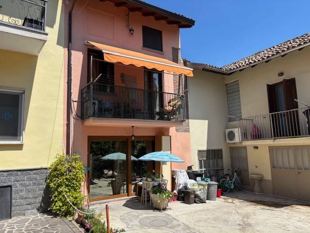 casa indipendente in vendita a Gambolò