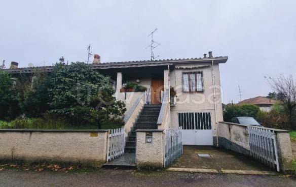 casa indipendente in vendita a Gambolò