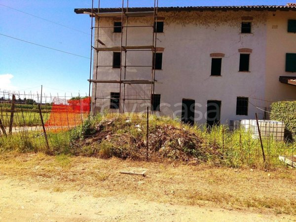 casa indipendente in vendita a Gambolò