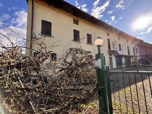 appartamento in vendita a Gambolò