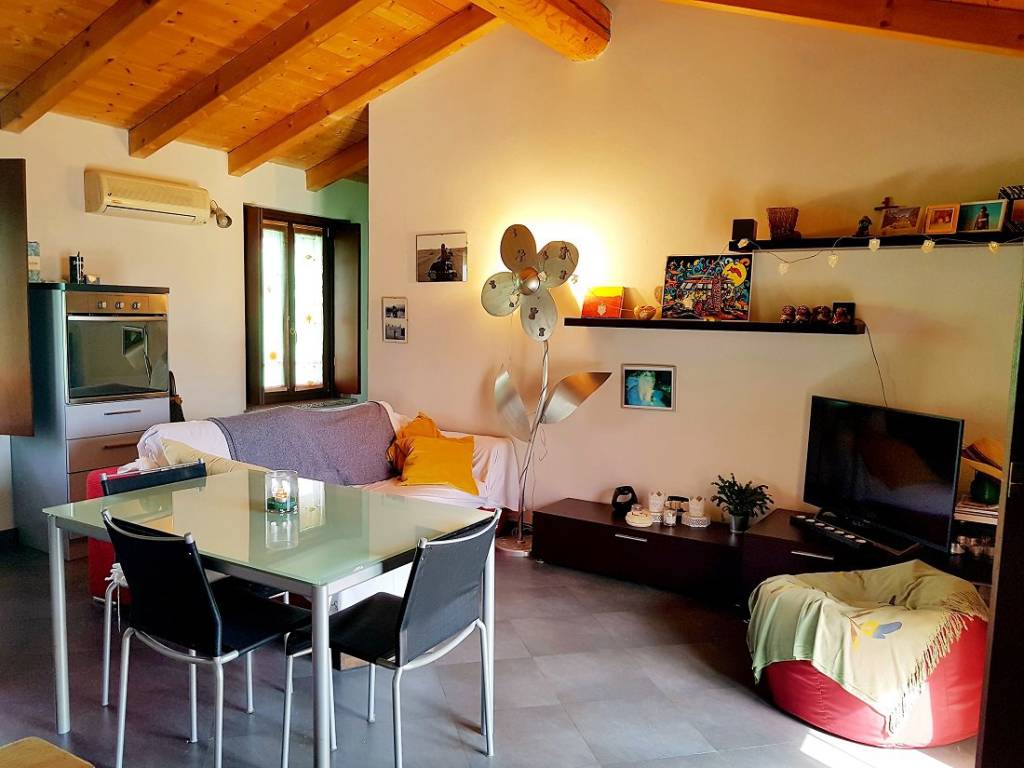 appartamento in vendita a Gambolò