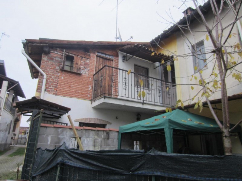 casa indipendente in vendita a Gambolò