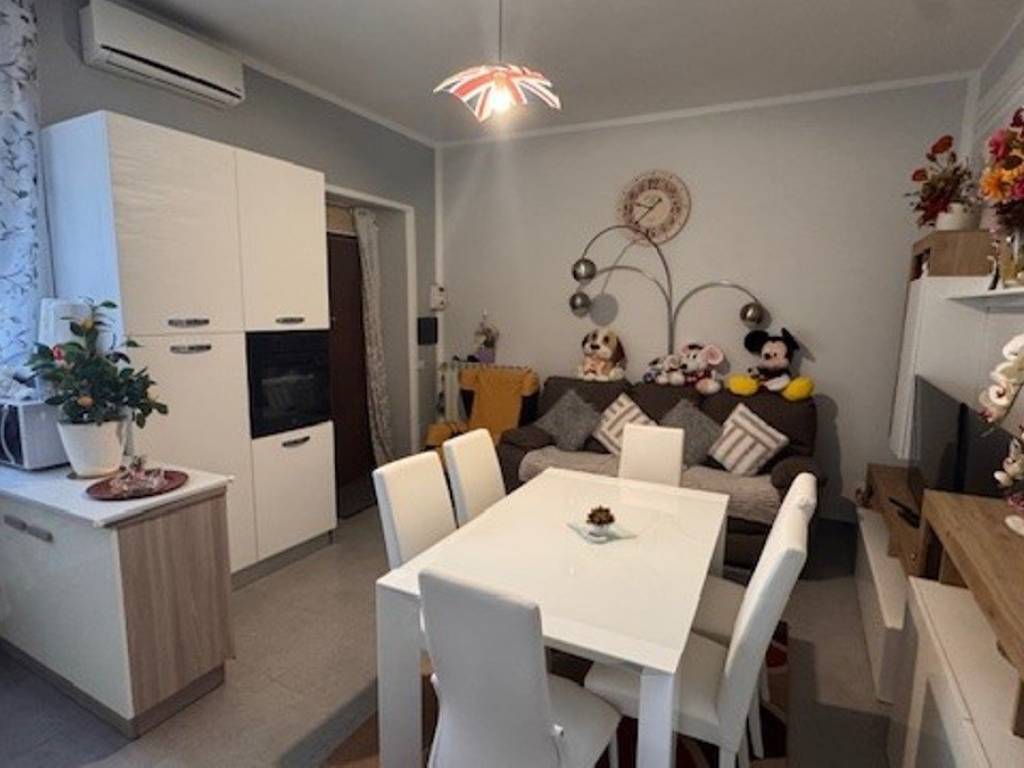 casa semindipendente in vendita a Gambolò