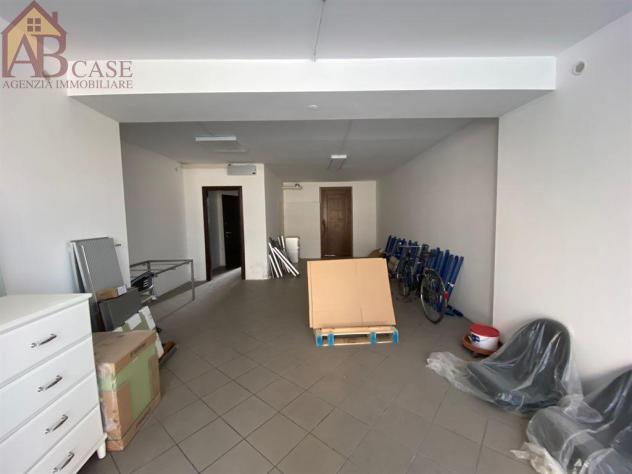 negozio in vendita a Gambolò