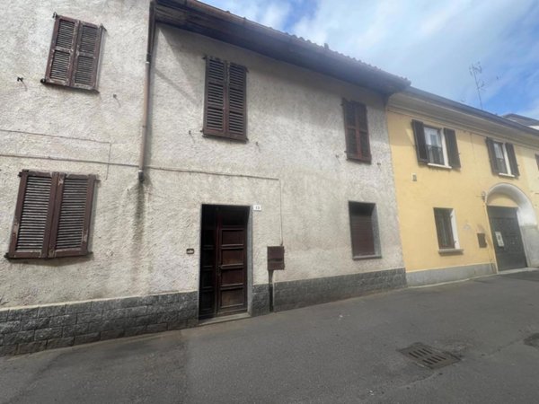 casa indipendente in vendita a Gambolò